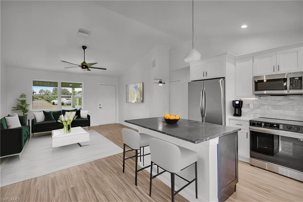 8485 Garden RD FORT MYERS, FL 33967
