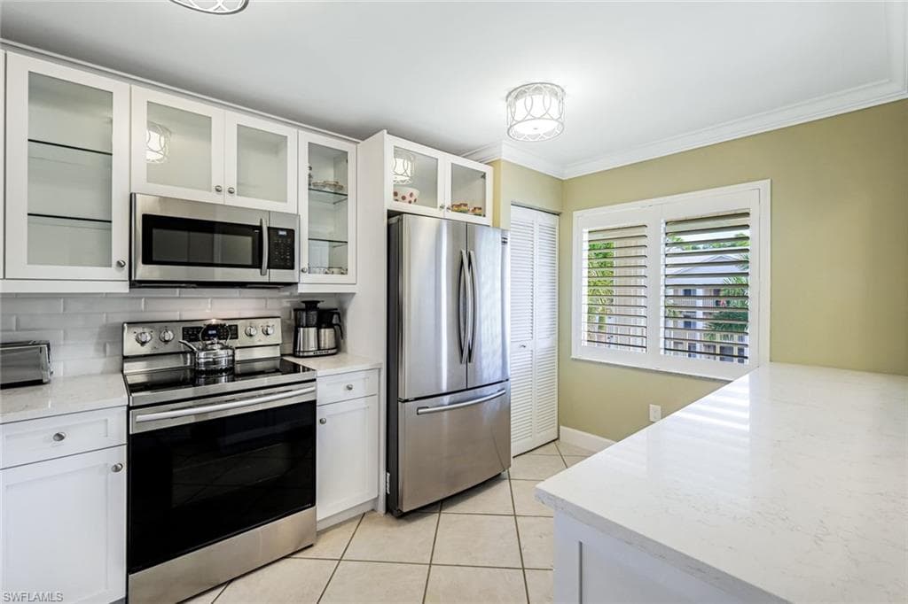 3011 Sandpiper Bay CIR C303 NAPLES, FL 34112
