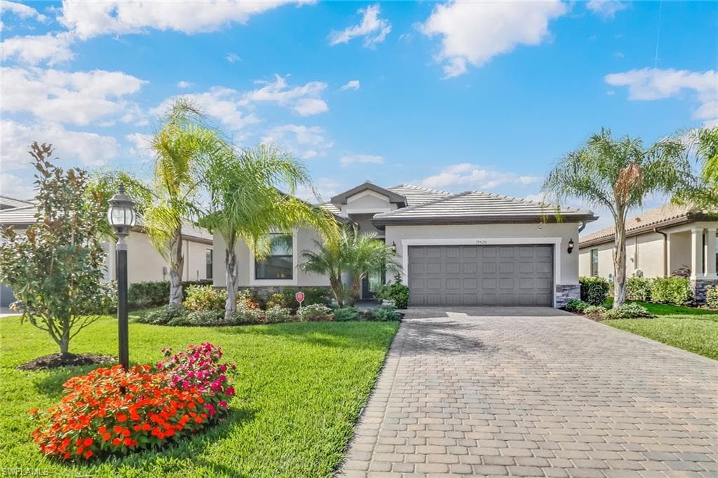 19520 Utopia LN ESTERO, FL 33928