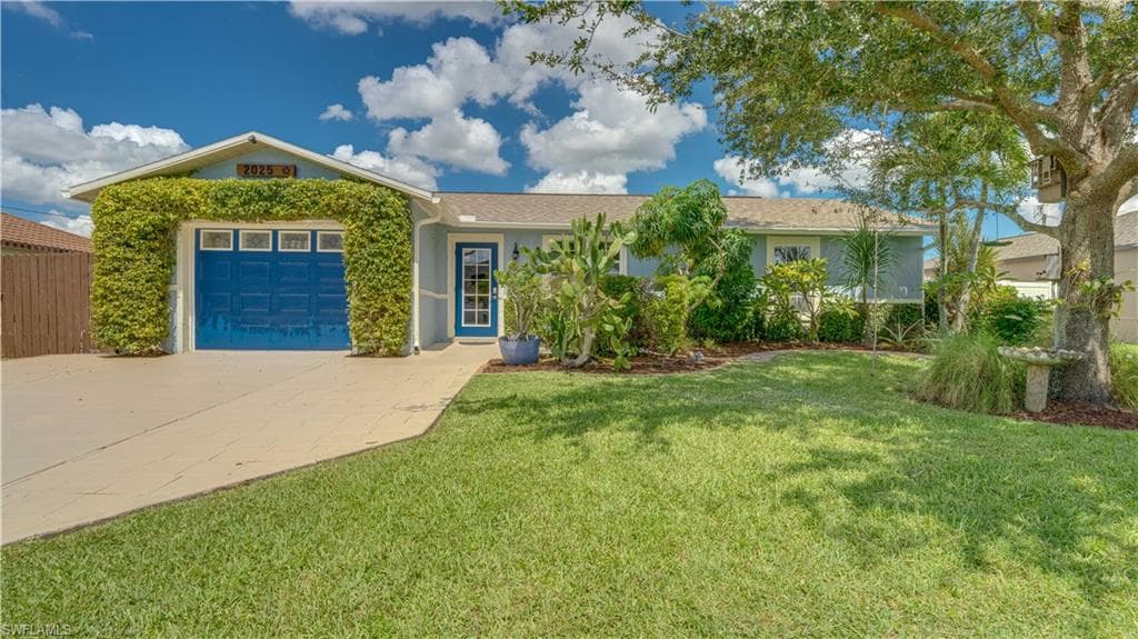 2025 NE 4th TER CAPE CORAL, FL 33909