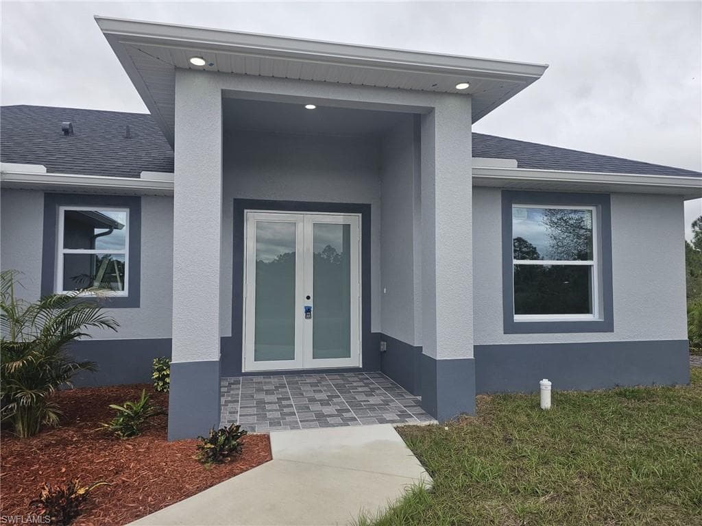 3018 43rd ST W LEHIGH ACRES, FL 33971