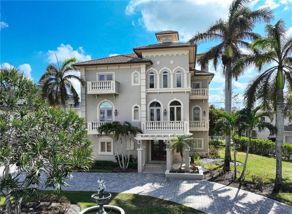 188 Topanga DR BONITA SPRINGS, FL 34134