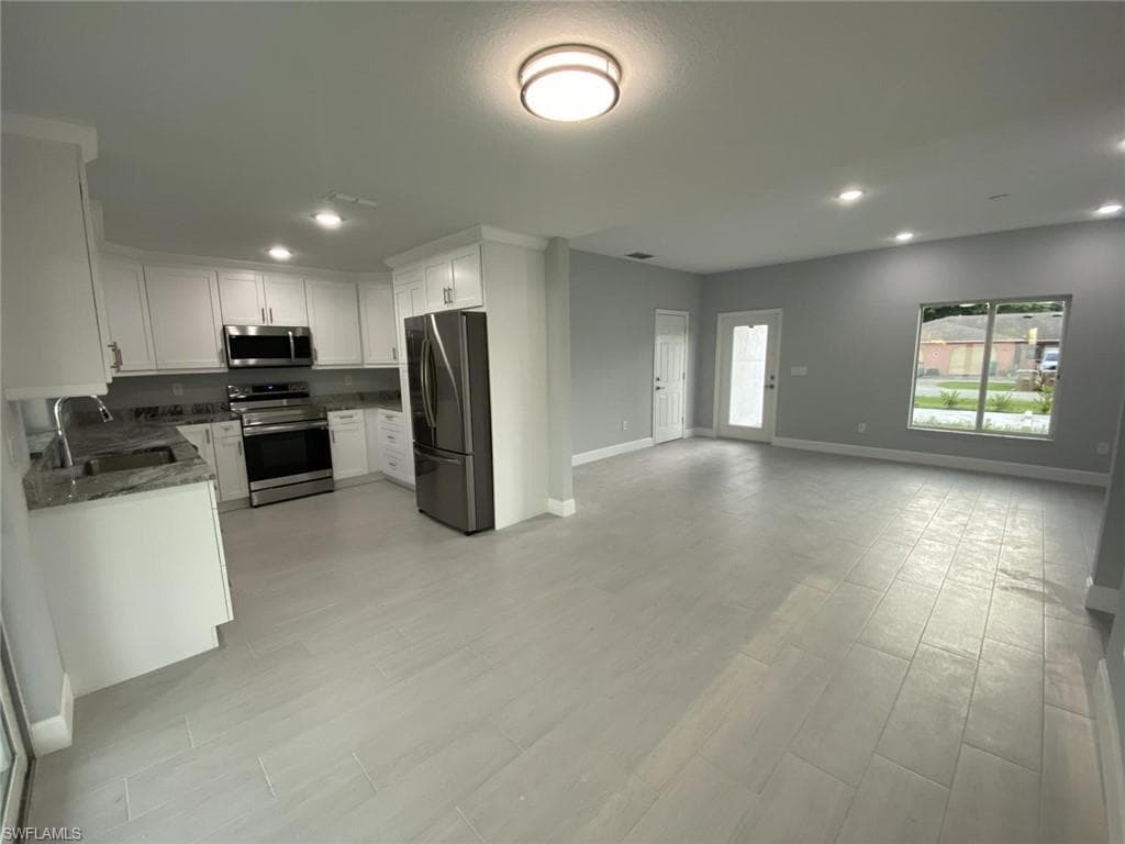 21 NE 16th PL CAPE CORAL, FL 33909