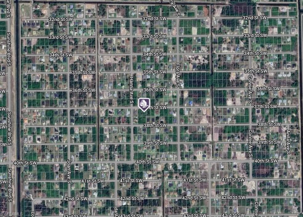 2815 37th ST SW LEHIGH ACRES, FL 33976