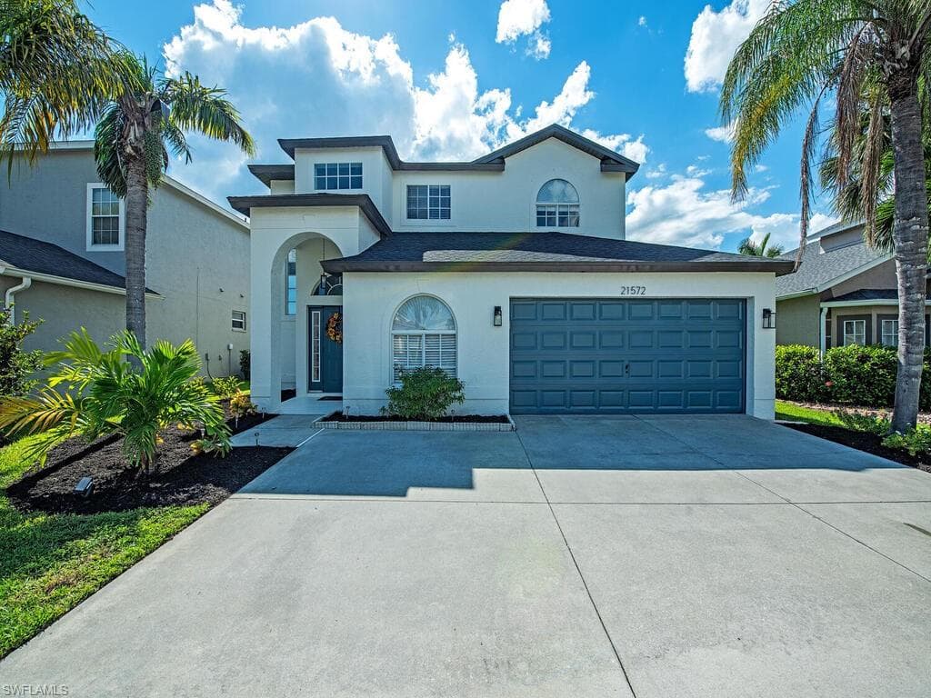 21572 Windham RUN ESTERO, FL 33928
