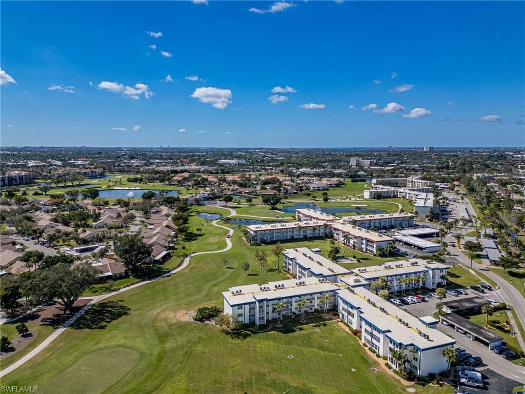 1724 Pine Valley DR 202 FORT MYERS, FL 33907
