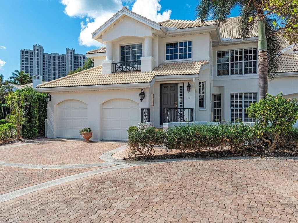 6825 San Marino DR 501B NAPLES, FL 34108