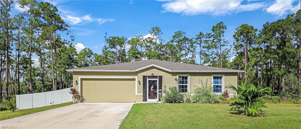 1507 North AVE LEHIGH ACRES, FL 33972