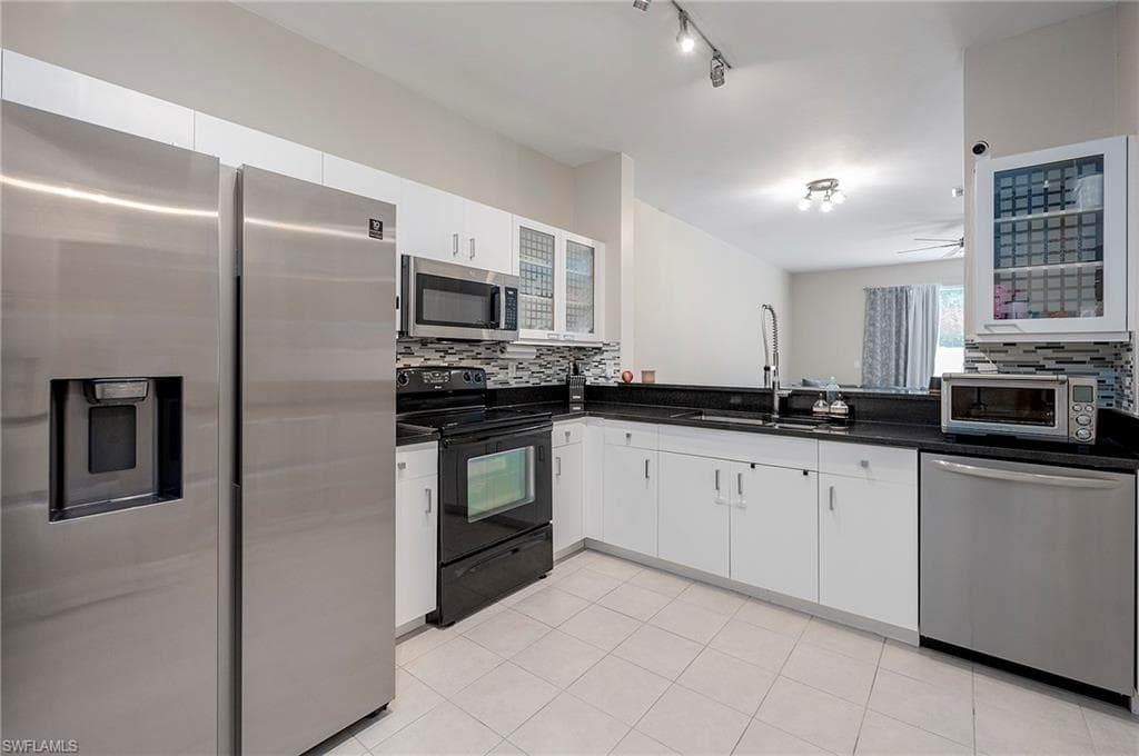 3624 Pine Oak CIR 106 FORT MYERS, FL 33916
