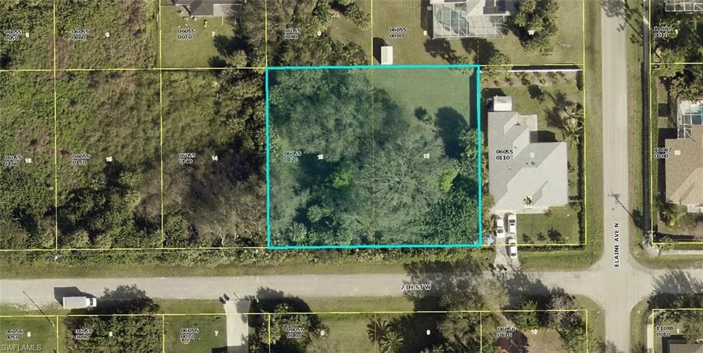 2702 7th ST W LEHIGH ACRES, FL 33971