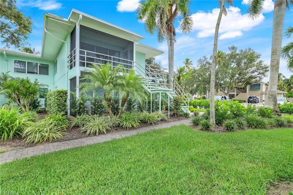295 8th AVE S 295B NAPLES, FL 34102