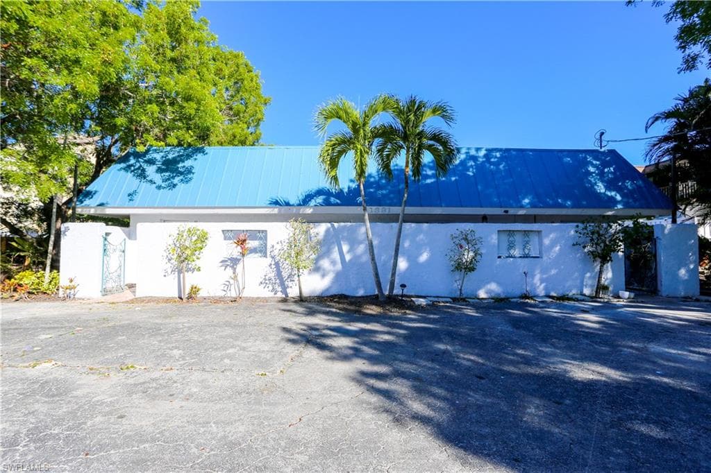 1331 Chesapeake AVE Unit #1 NAPLES, FL 34102