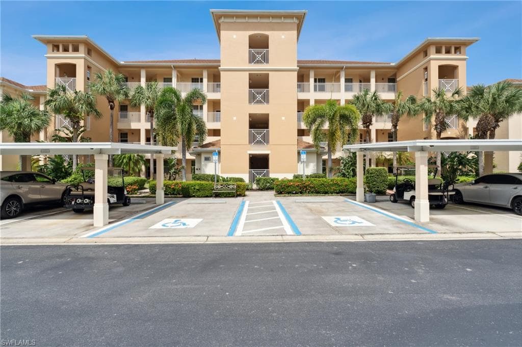 10820 Palazzo WAY 404 FORT MYERS, FL 33913