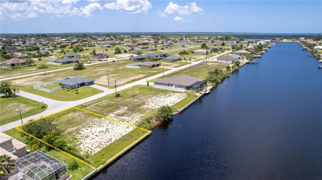4115 NW 33rd ST CAPE CORAL, FL 33993