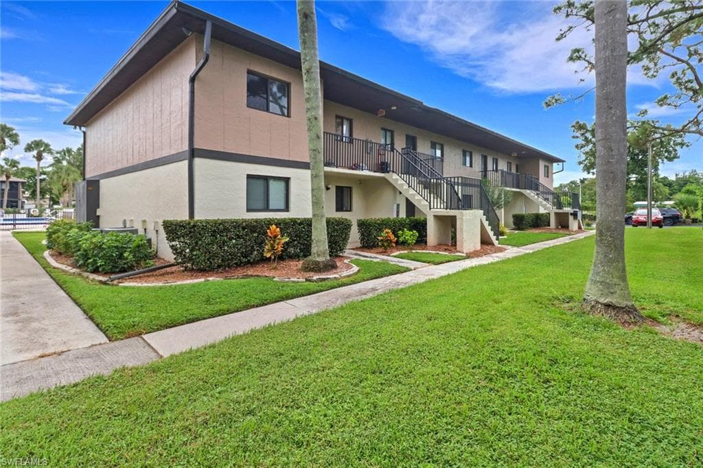 1200 Hall RD 105 NORTH FORT MYERS, FL 33903