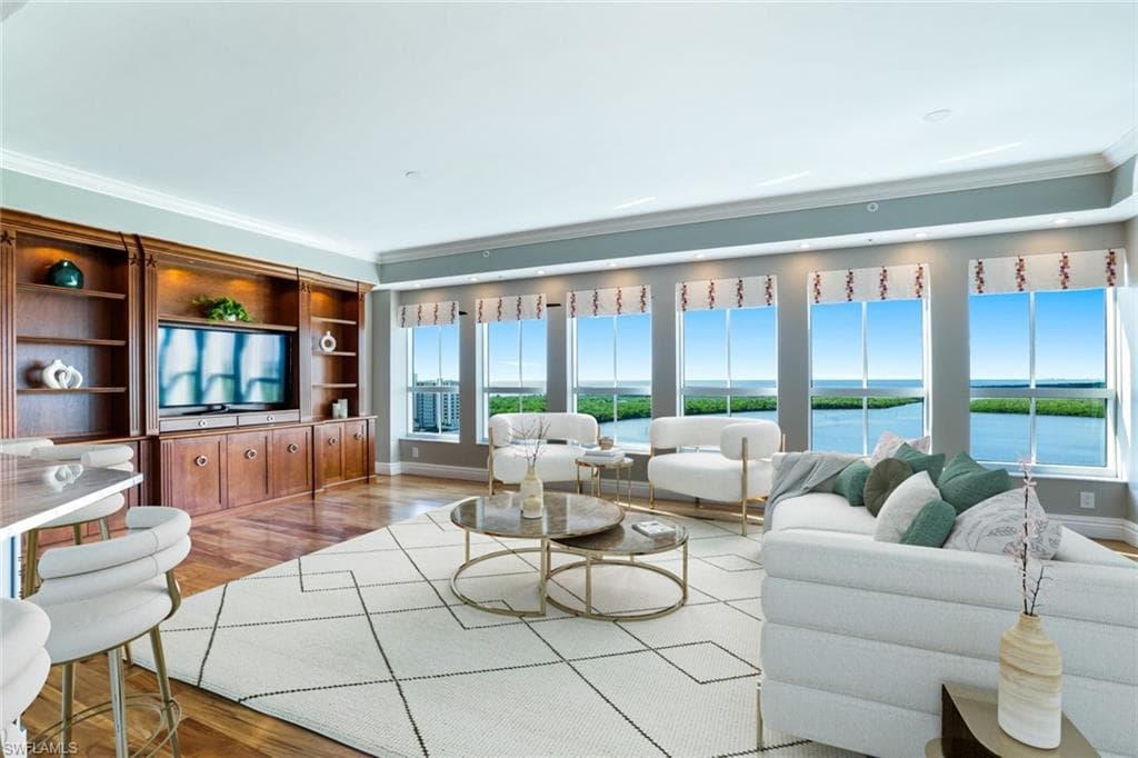 295 Grande WAY 1004 NAPLES, FL 34110