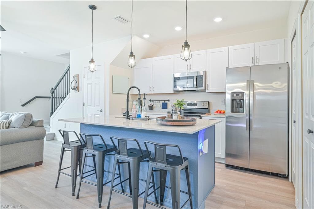 14007 Oviedo PL FORT MYERS, FL 33905