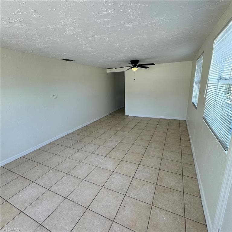 4081 Springs LN BONITA SPRINGS, FL 34134