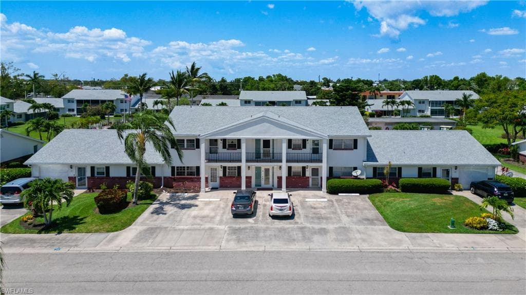 8760 LUECK LN 2 FORT MYERS, FL 33919