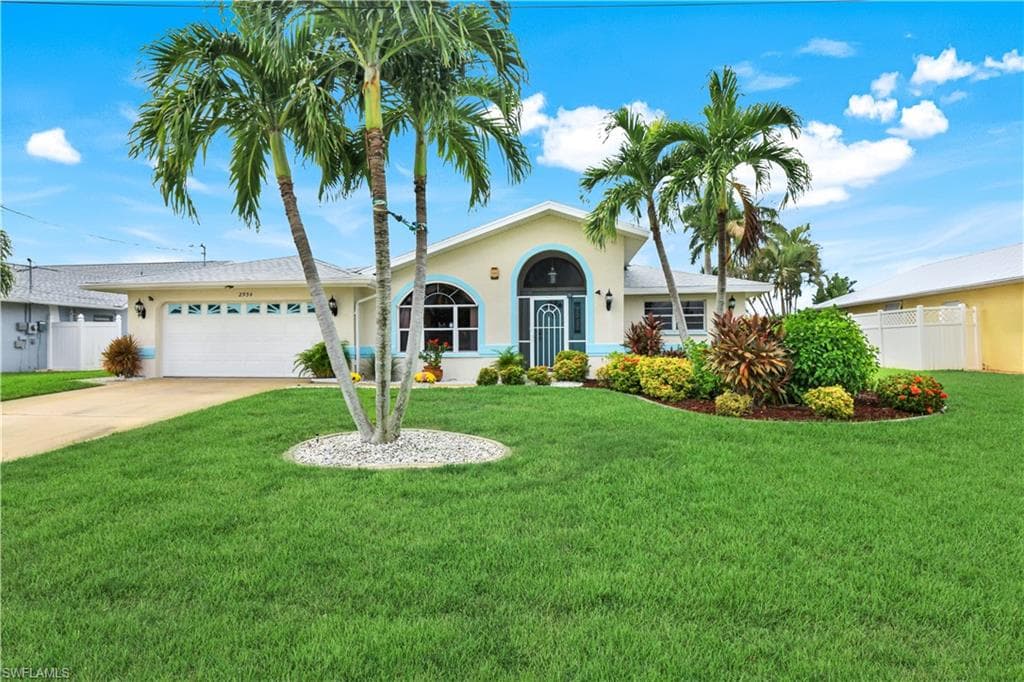 2934 SE 10th PL CAPE CORAL, FL 33904