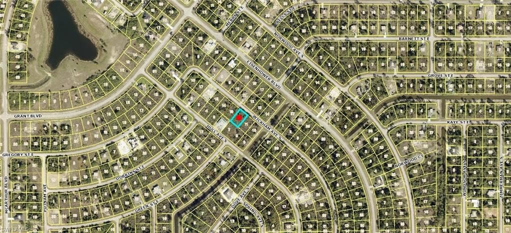 420 Wickham AVE S LEHIGH ACRES, FL 33974