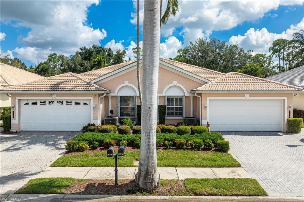 7674 Bay Lake DR FORT MYERS, FL 33907