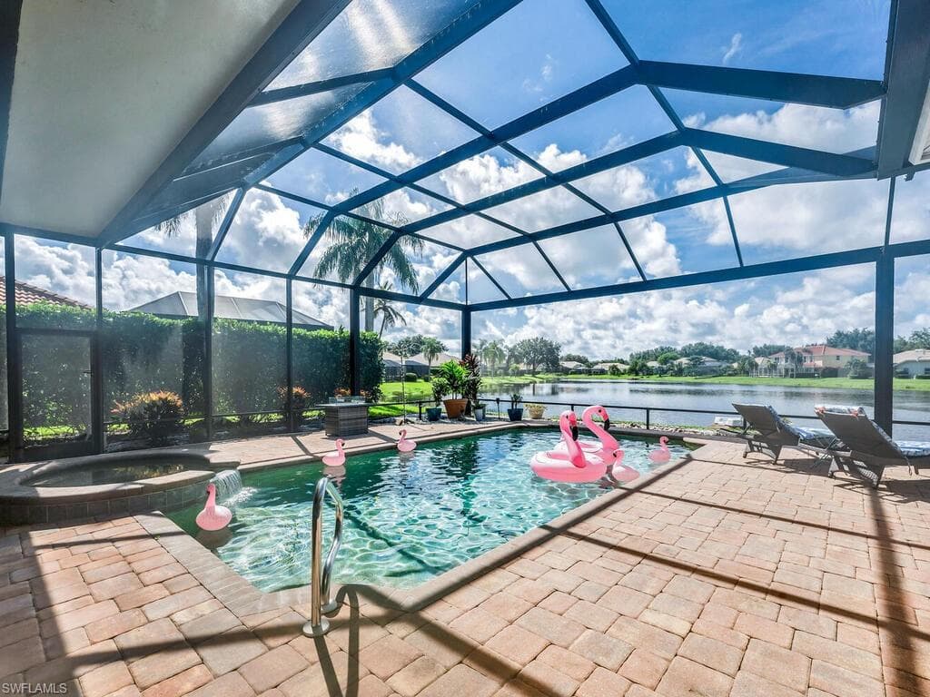 4306 Longshore WAY N NAPLES, FL 34119
