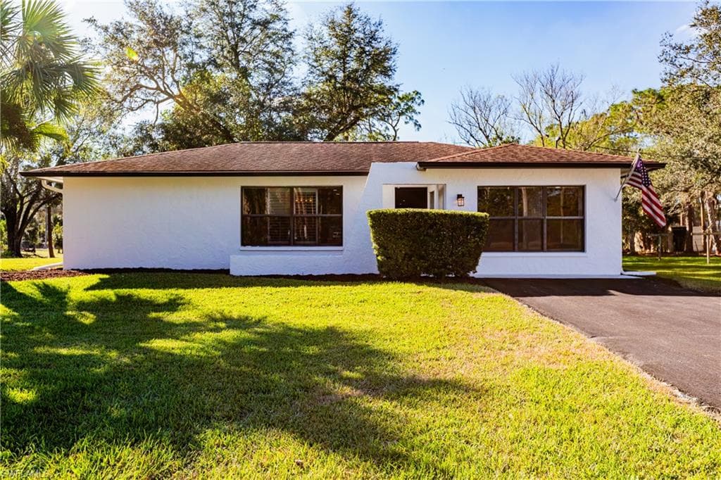 501 19th ST SW NAPLES, FL 34117
