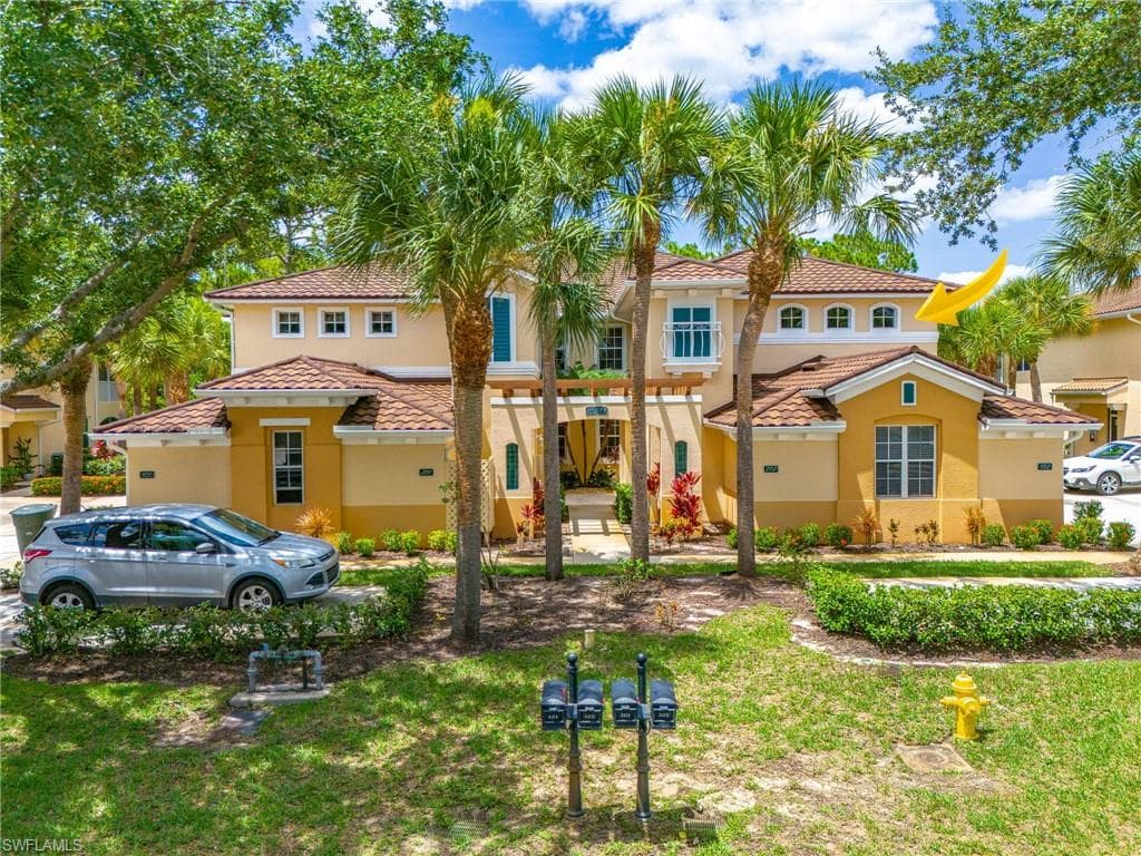 10511 Sevilla DR 202 FORT MYERS, FL 33913