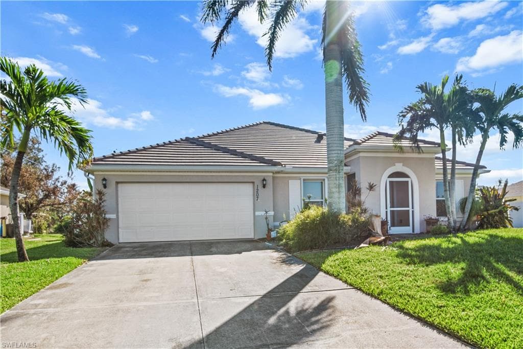 1207 NW 27th PL CAPE CORAL, FL 33993