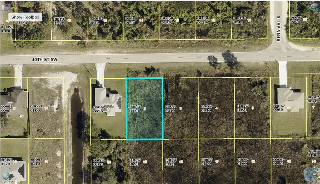 3307 40th ST SW LEHIGH ACRES, FL 33976