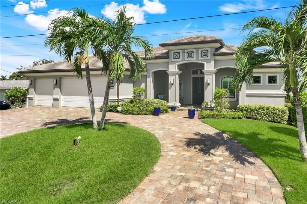 5337 Cortez CT CAPE CORAL, FL 33904