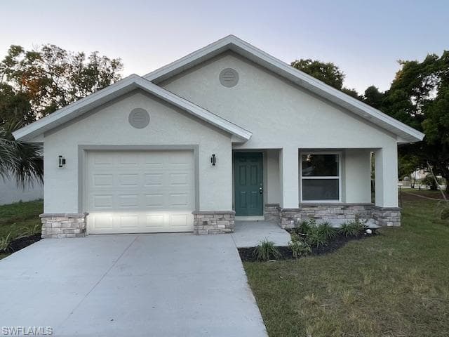 2110 Palm AVE FORT MYERS, FL 33916