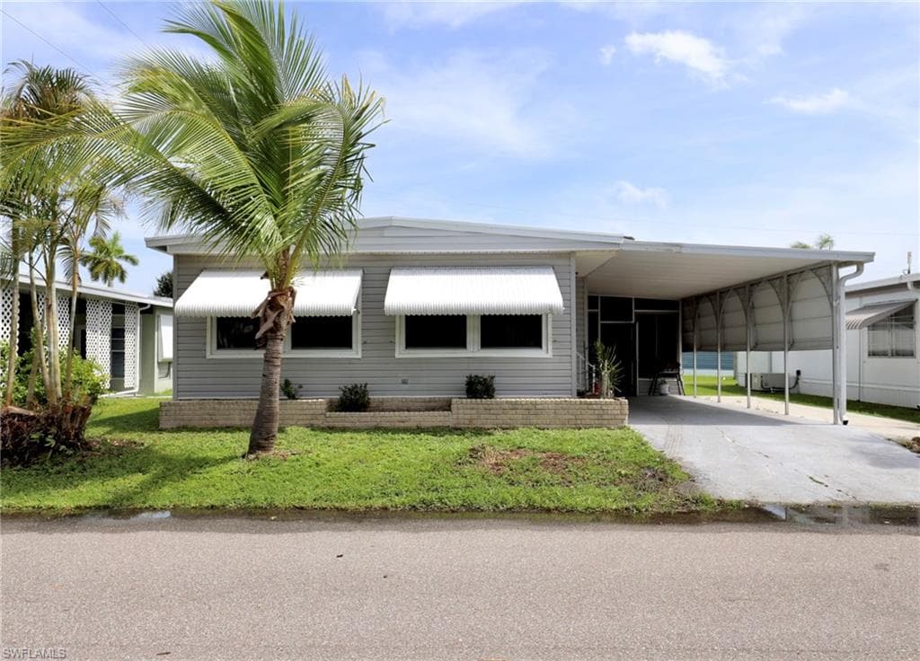 5620 Captain John Smith LOOP NORTH FORT MYERS, FL 33917