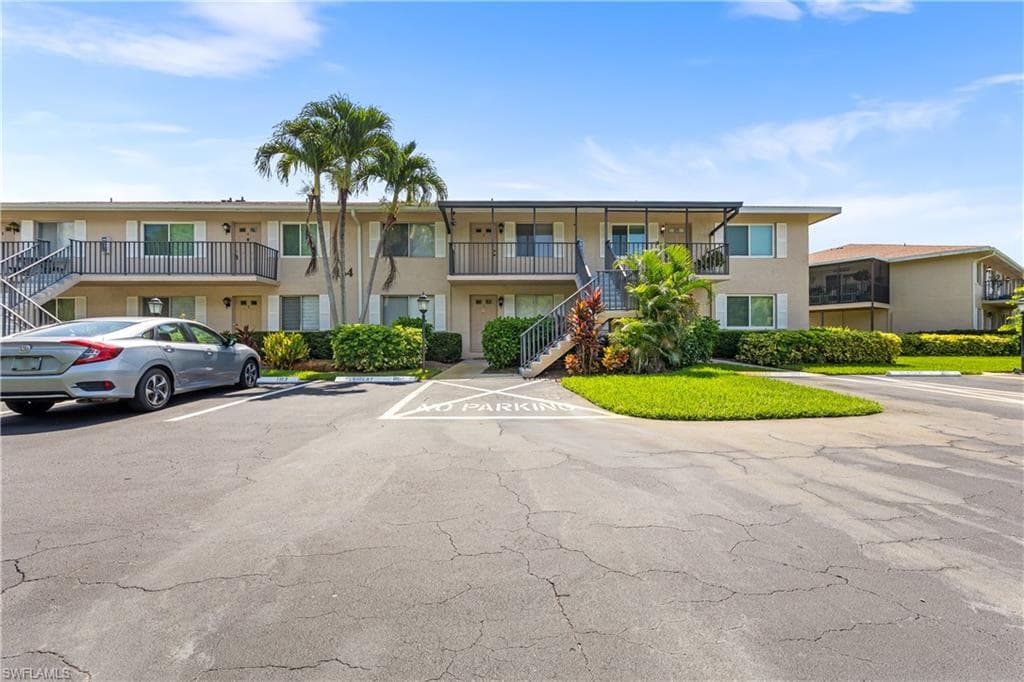 164 Palm DR 3033 NAPLES, FL 34112
