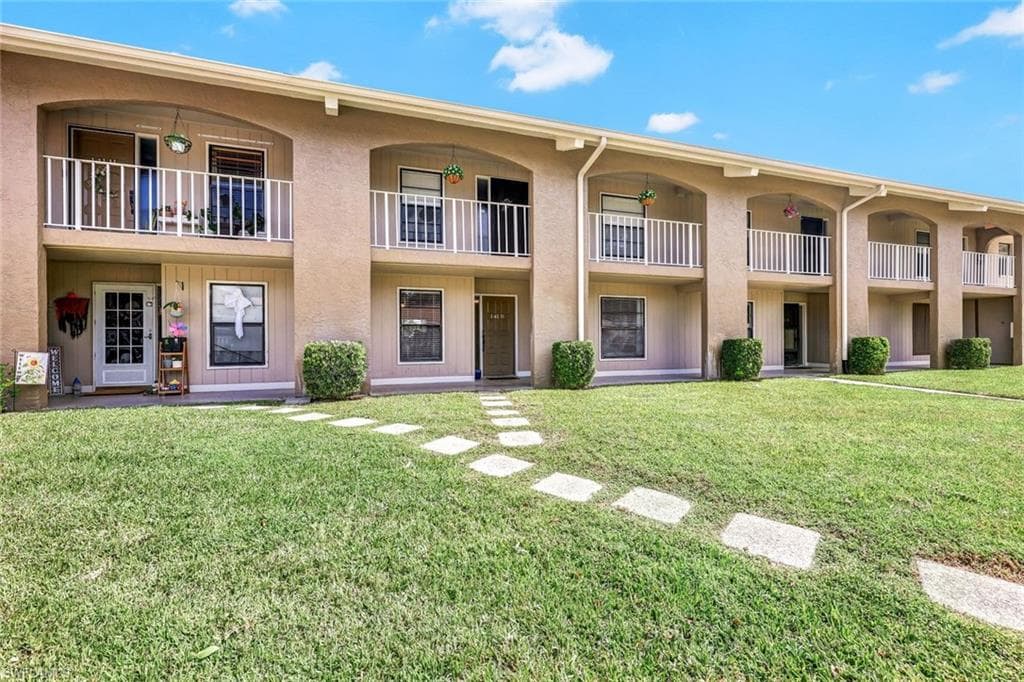 141 Cypress WAY E C-2 NAPLES, FL 34110