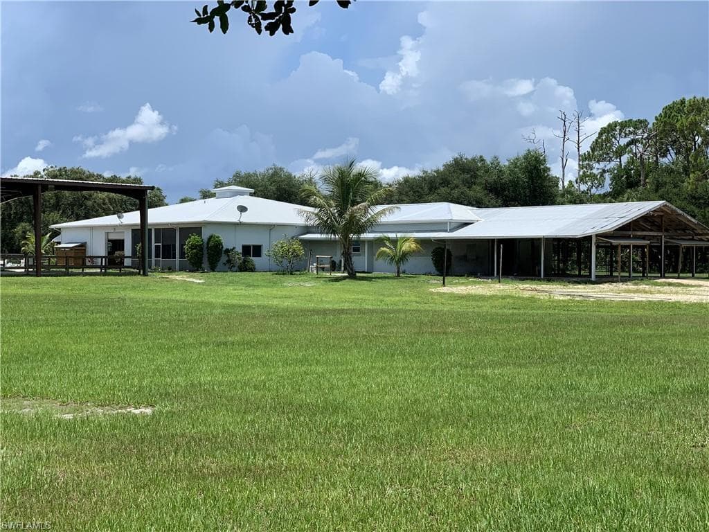 11331 Long RD FORT MYERS, FL 33905