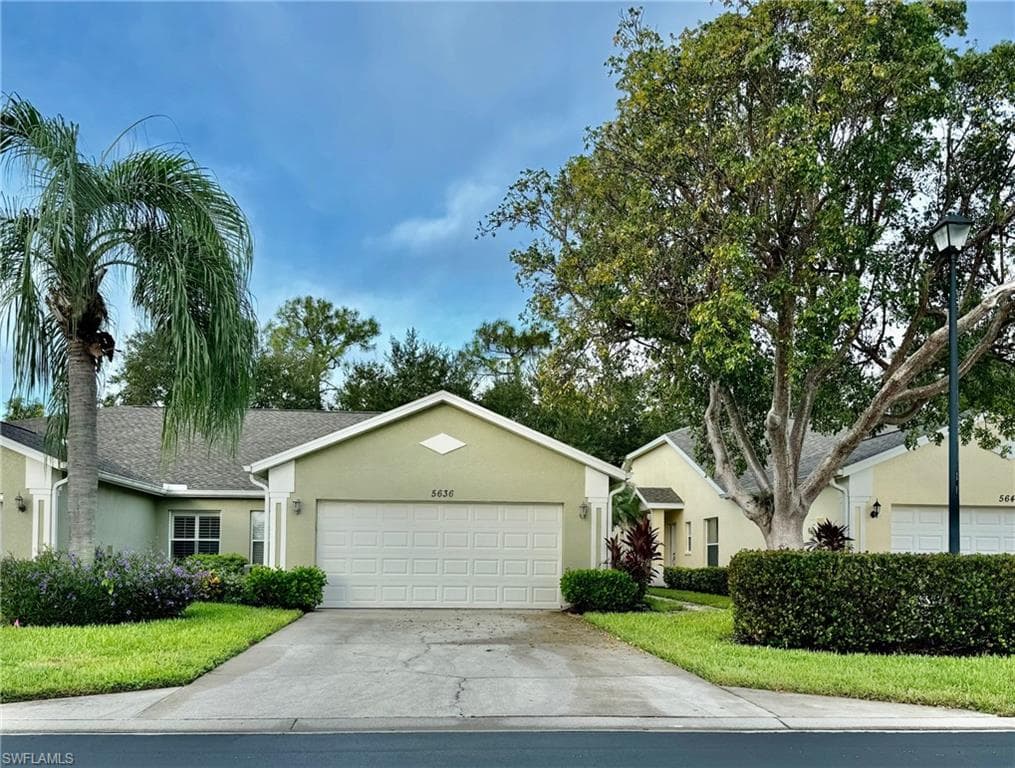 5636 Greenwood CIR 30 NAPLES, FL 34112
