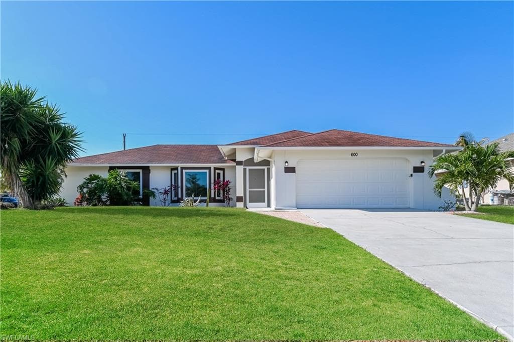 600 18th TER CAPE CORAL, FL 33991