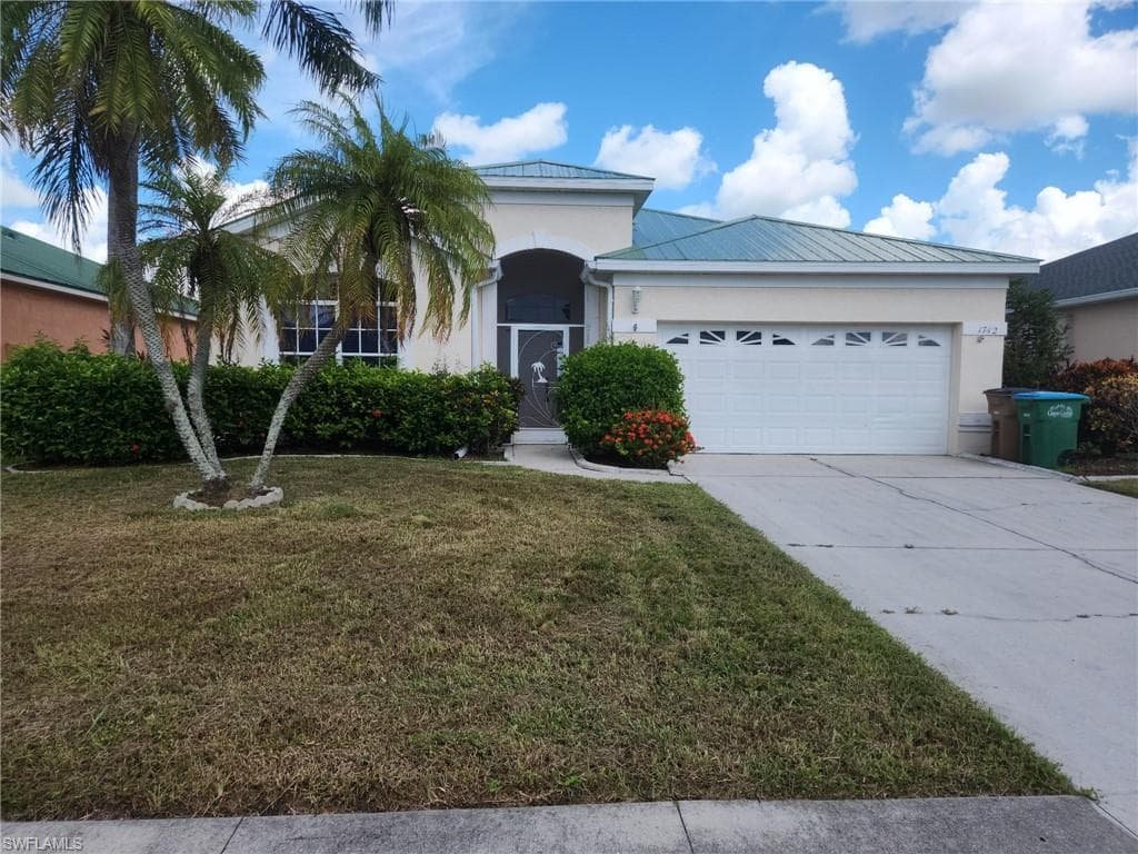 1742 Emerald Cove CIR CAPE CORAL, FL 33991