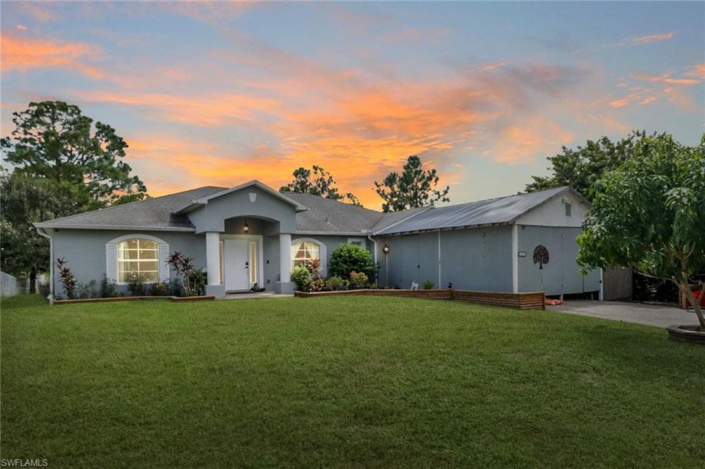 5160 40th ST NE NAPLES, FL 34120