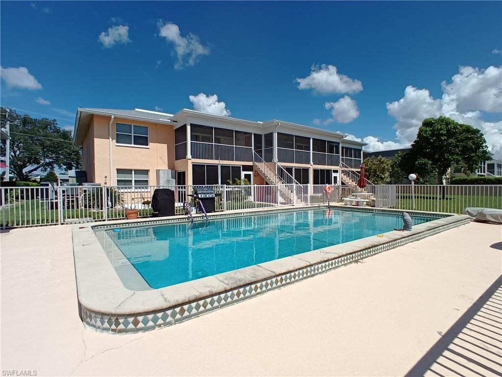 928 SE 46th ST 1B CAPE CORAL, FL 33904