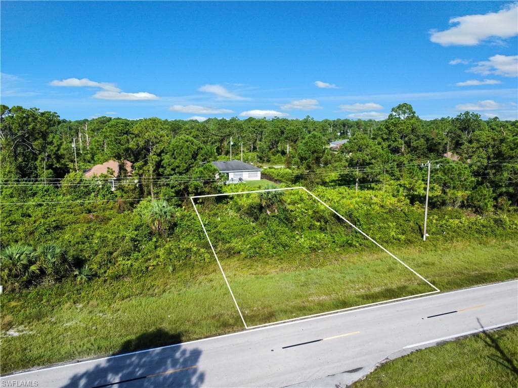 730 Columbus BLVD S LEHIGH ACRES, FL 33974