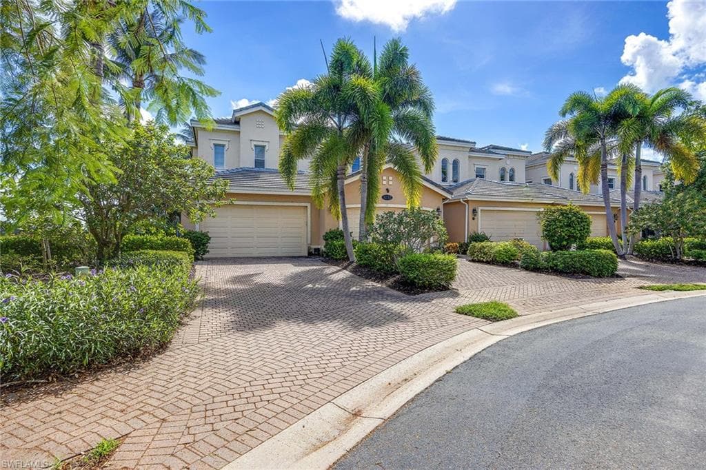3032 Marengo CT 202 NAPLES, FL 34114