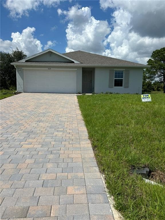 5019 Moon LN LABELLE, FL 33935