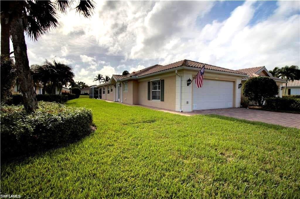 7174 Marconi CT NAPLES, FL 34114