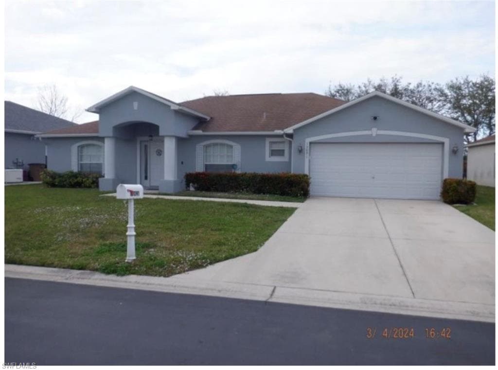 15091 Hawks Shadow DR FORT MYERS, FL 33905