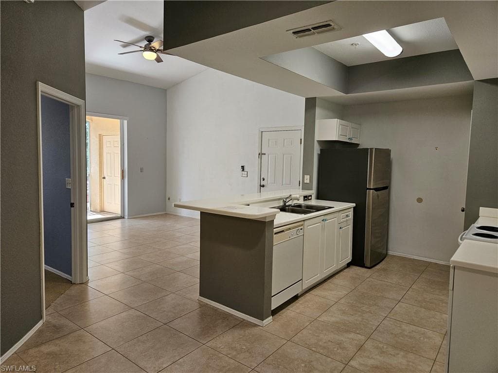 9055 Colby DR 2218 FORT MYERS, FL 33919