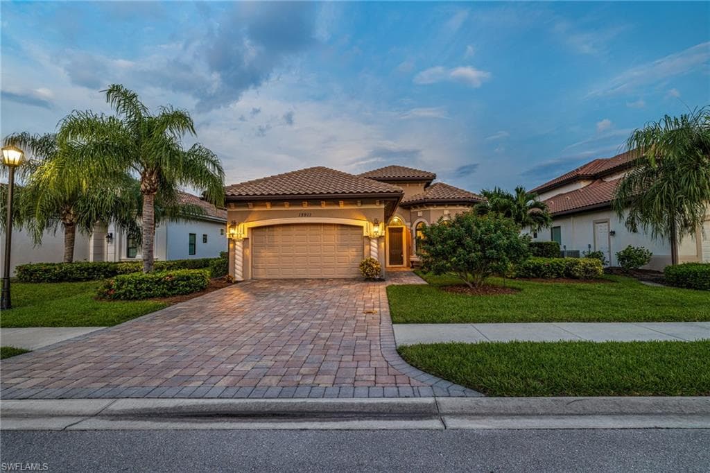 15911 Secoya Reserve CIR NAPLES, FL 34110