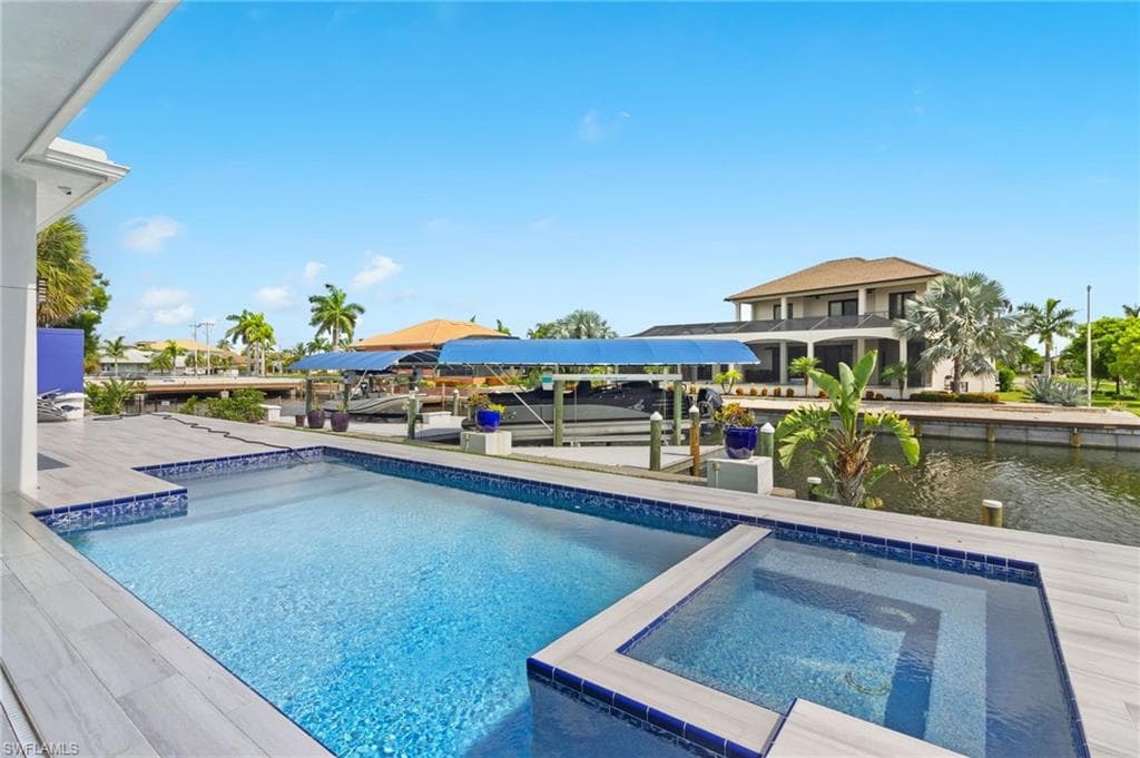 748 Amazon CT MARCO ISLAND, FL 34145